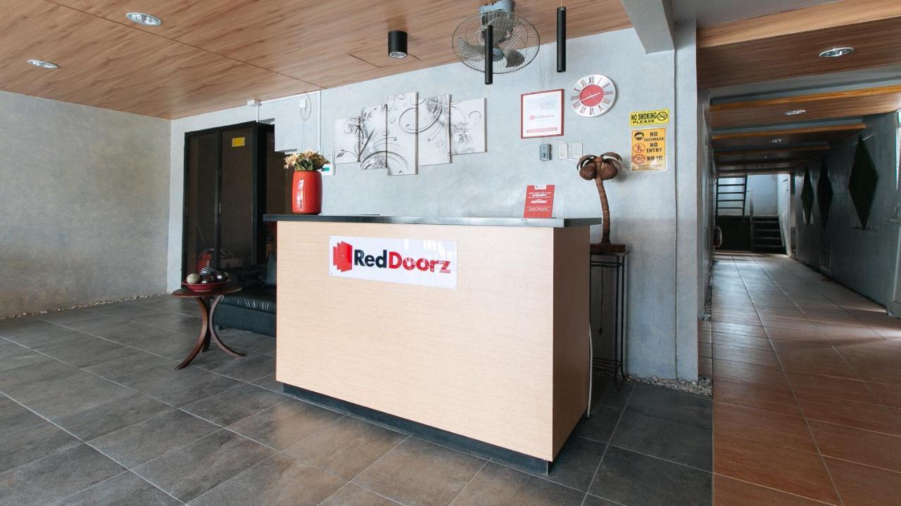 Reddoorz Near Christ The King Medical Center Hotel Manila Exterior photo