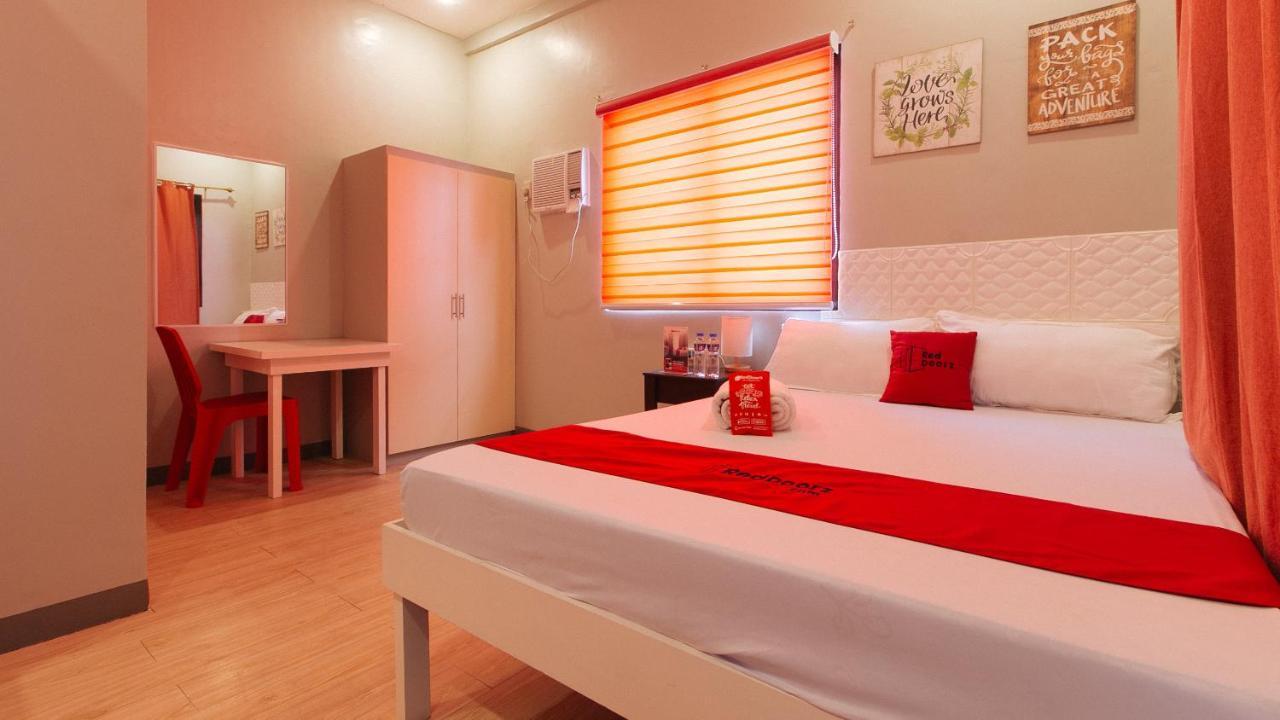 Reddoorz Near Christ The King Medical Center Hotel Manila Exterior photo