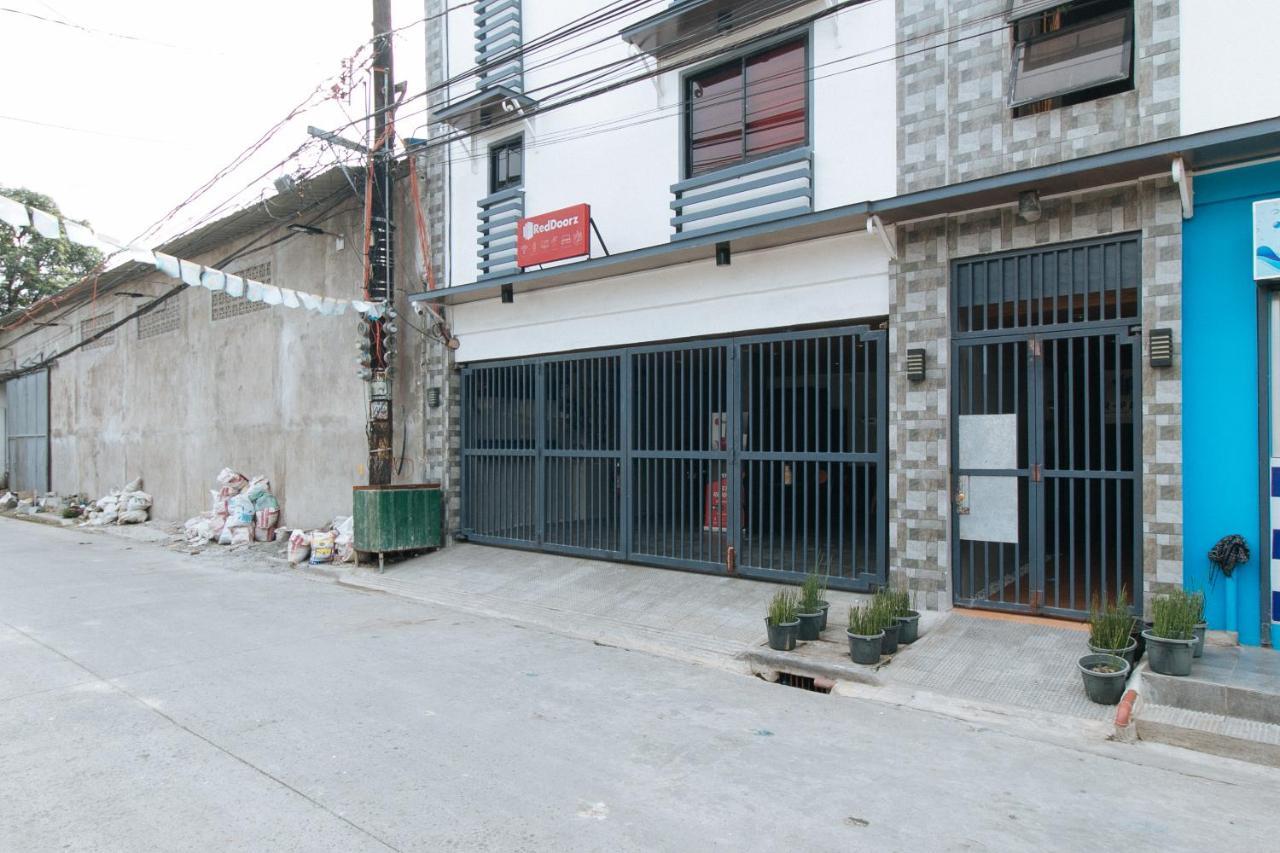 Reddoorz Near Christ The King Medical Center Hotel Manila Exterior photo